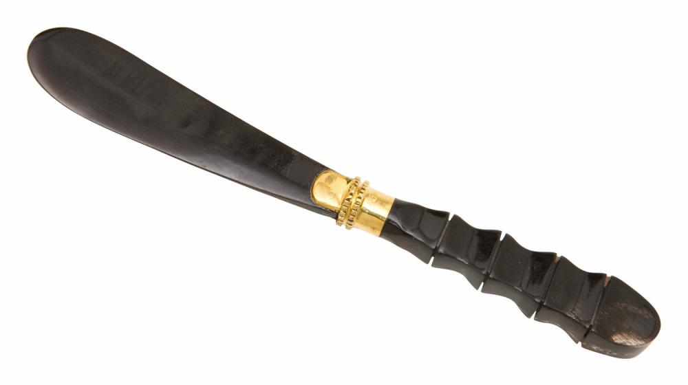 Carved Black Horn Spreader  |  Tabletop